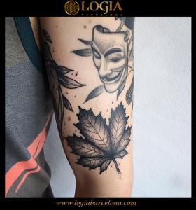 tatuaje-brazo-vendetta-logia-barcelona-uri-torras                     